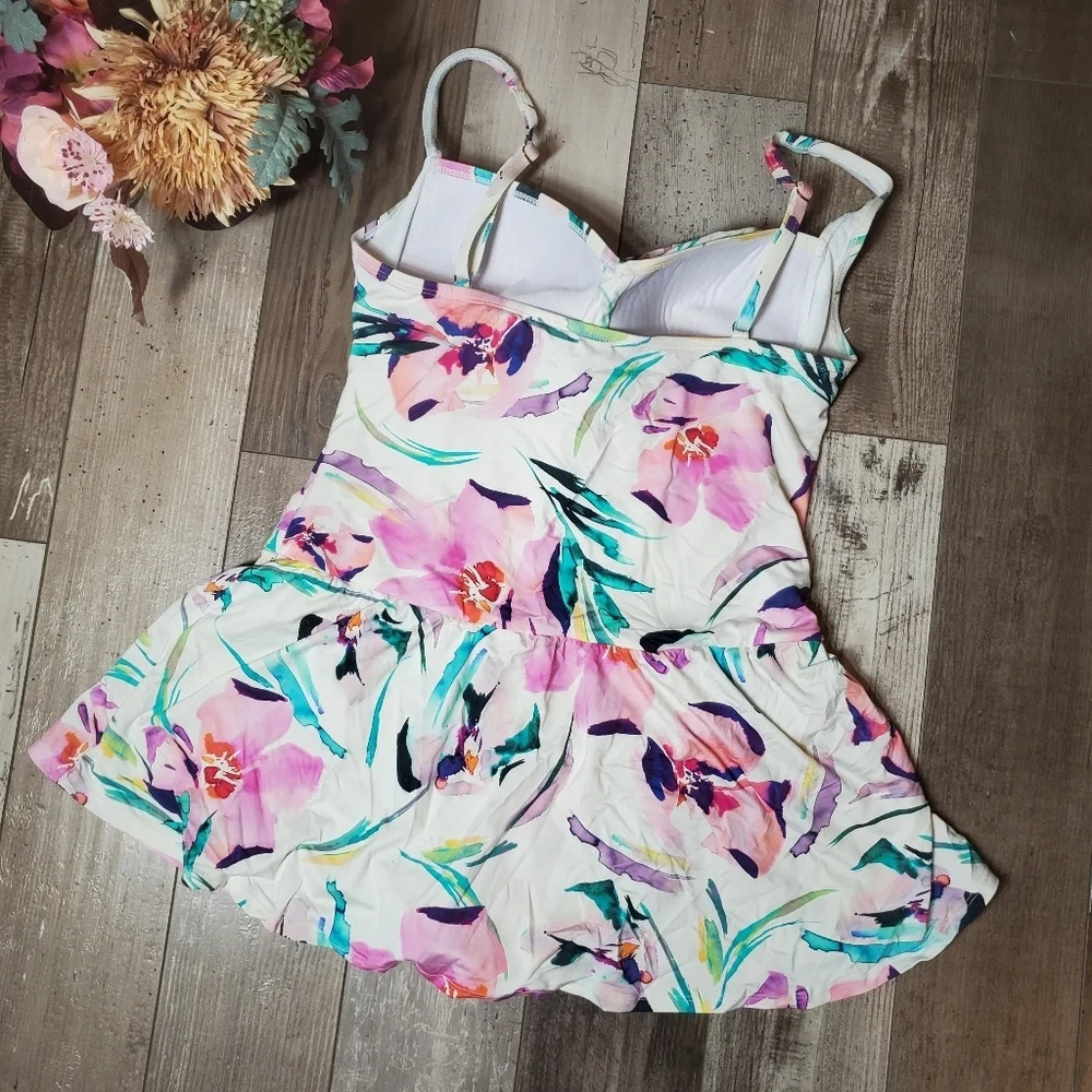 Liz Claiborne liz claiborne